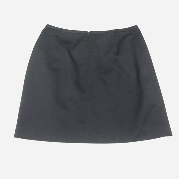 I.N.C. black polyester mini skirt size 75% Polyester 23% Rayon 2% - Picture 3 of 3